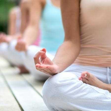 Benefícios do Jivamukti Yoga